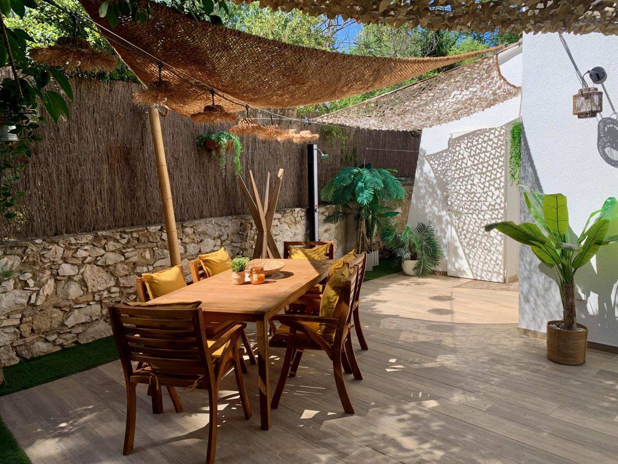 Maisonnette Avec Terrasse Et Jardin-Parking Prive-9Mn Des Plages A Pied 라시오타 외부 사진